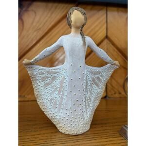 Willow Tree Butterfly Figurine Susan Lordi Demdaco 355360